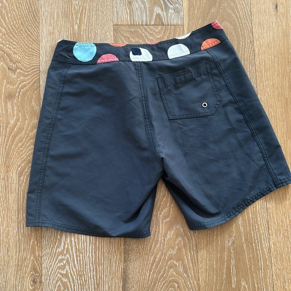 Carve Designs Board Shorts - Picture 5 of 6